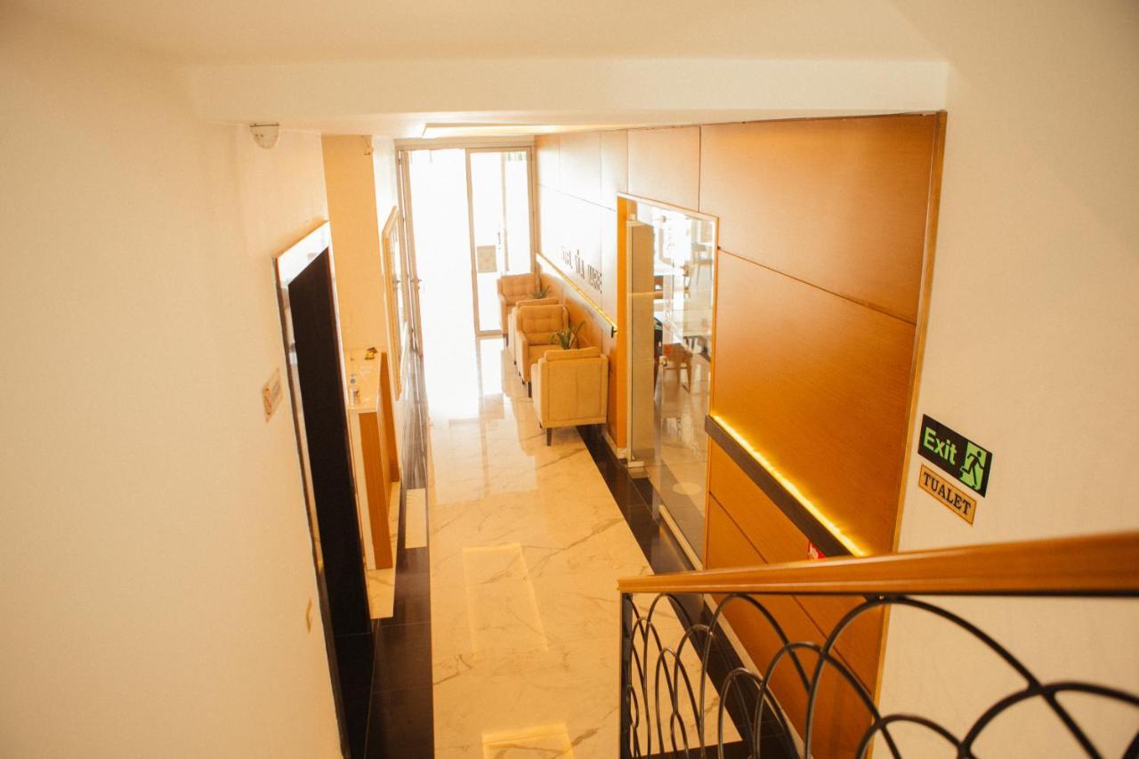 Hotel Vila Mare Durres Bagian luar foto